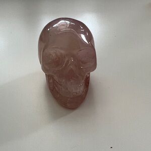 Rose quarts skull